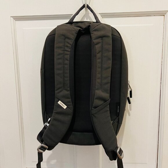 Osprey Arcane Small Day Commuter Backpack - Picture 4 of 16